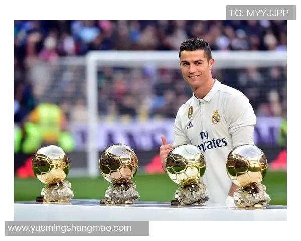 足球传奇与当代明星汇聚一堂的优异球员名字大全